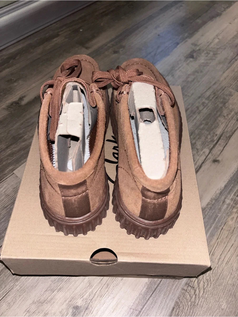 Kids Suede Lace up Torhill Clark’s - Brown